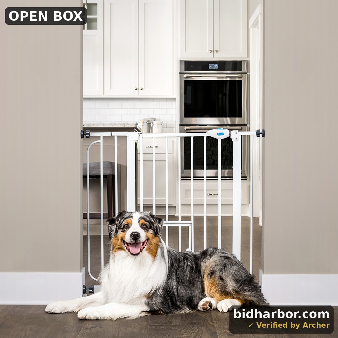 Extra Wide Walk Thru Gate W/ Pet Door