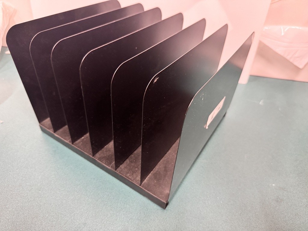 Black Metal Desk Filer