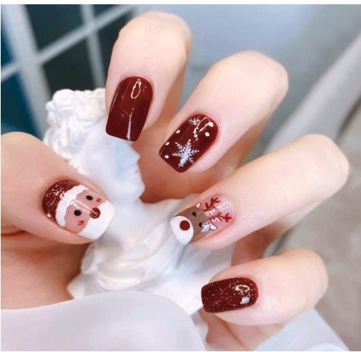 Christmas Short Square Press on Nail Acrylic Red Fake Nails Snowflake Elk Santa Claus False Nail Glossy Full Cover Nails Xmas Gift Nail Accessories for Women and Girls 24Pc