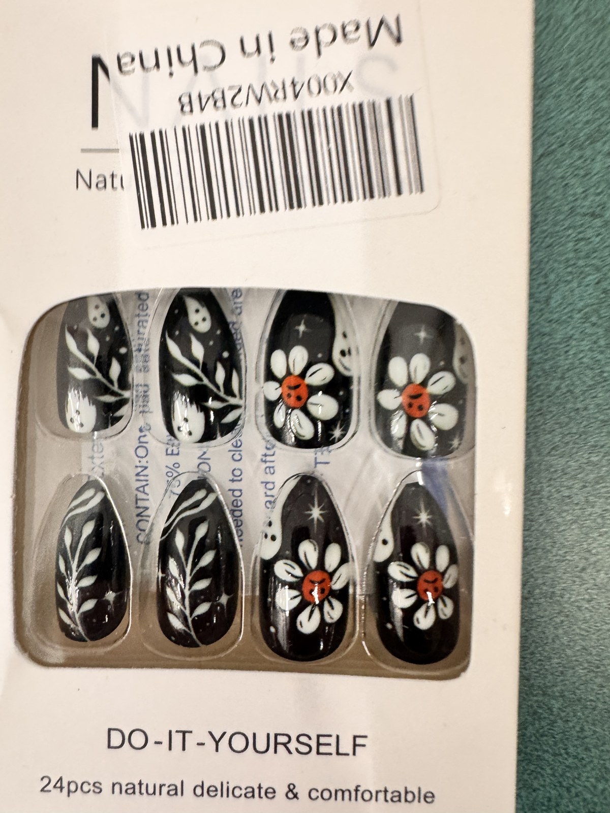 Halloween Press on Nails Medium Almond Fake Nails Cute False Nails with Ghost Pumpkin Spider Designs Black&White Stick on Nail Matte Glue on Nail for Women Girls 24Pcs